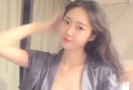 嫩滑小穴的可愛少女，誘惑無限！